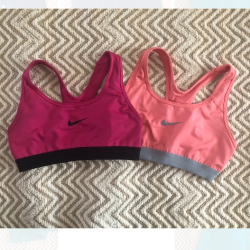 Nike pro sports bra